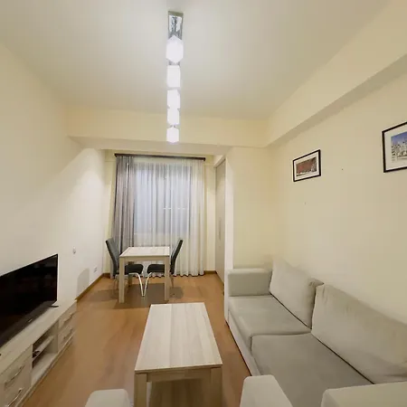 Apartments By Gr Yerevan In The City Centre Exterior photo