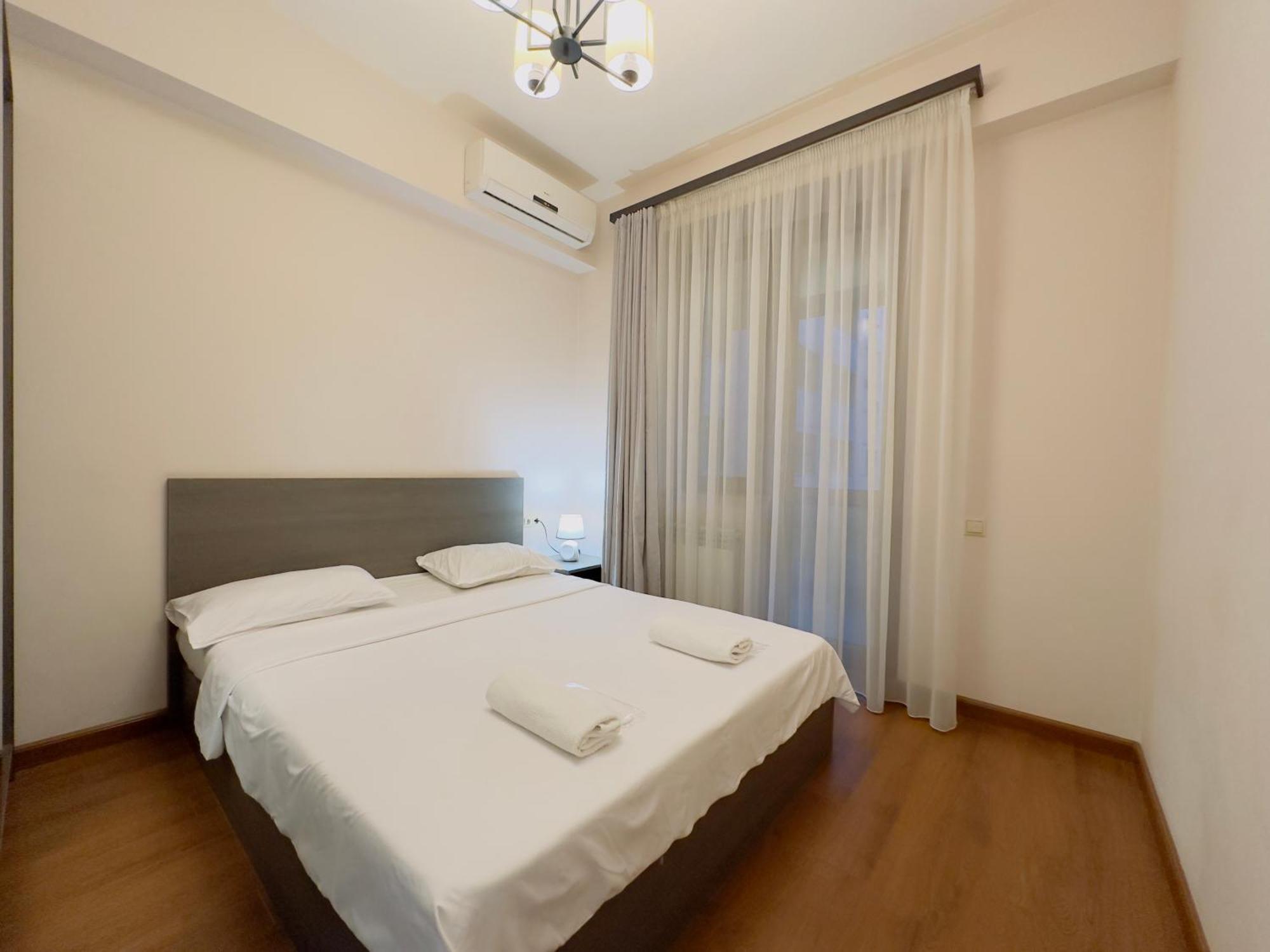 By Gr In The Centre Apartment *