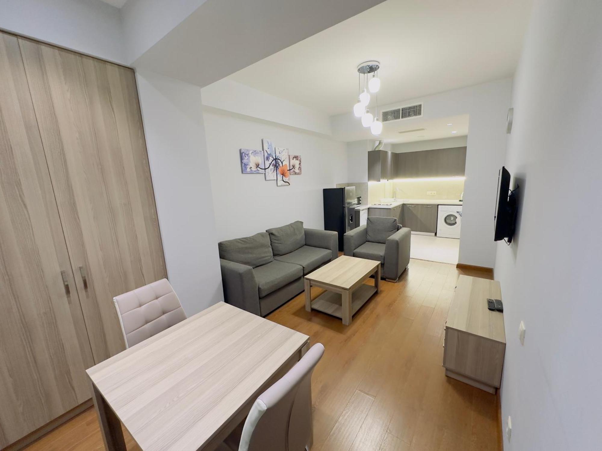 By Gr In The Centre Apartment