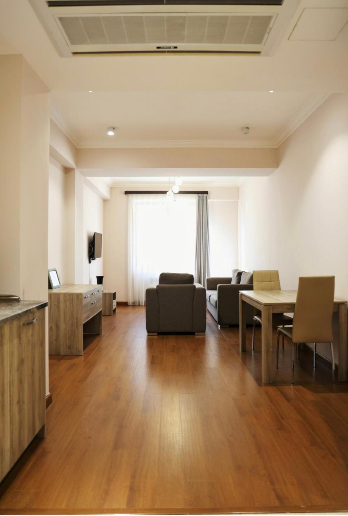 Apartment By Gr In The Centre *