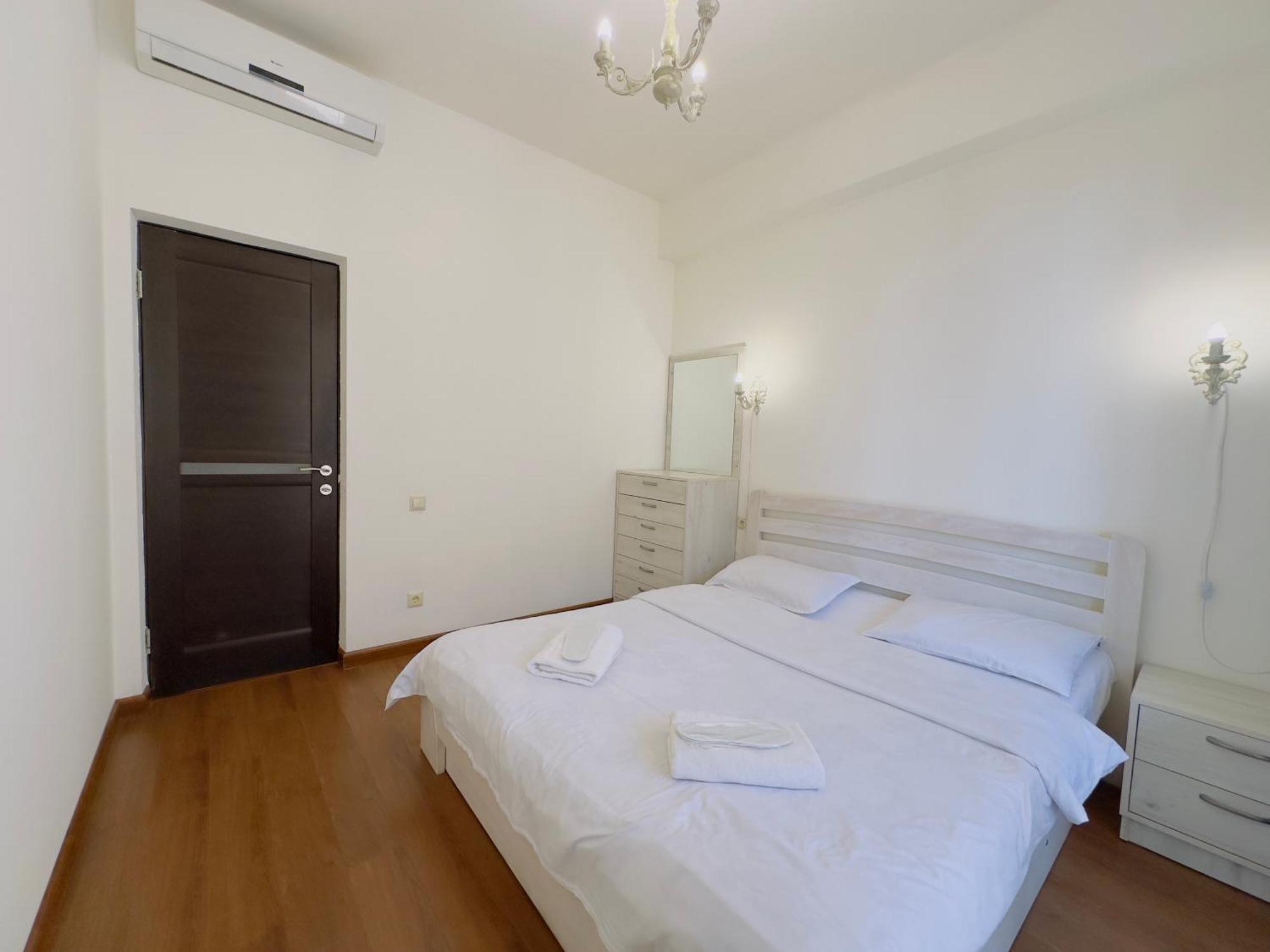 By Gr In The Centre Apartment *